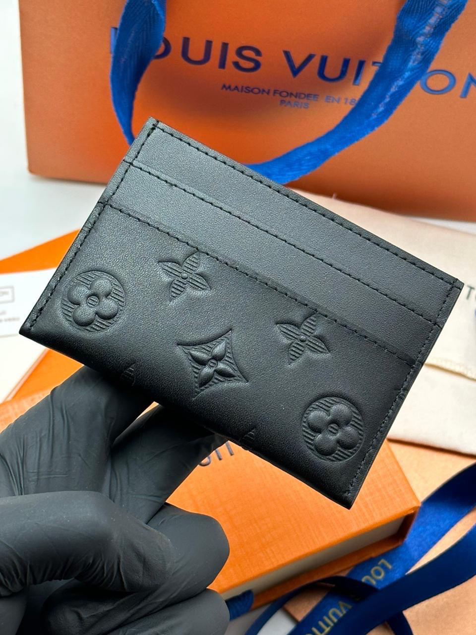 КАРТХОЛДЕР LOUIS VUITTON детальное фото
