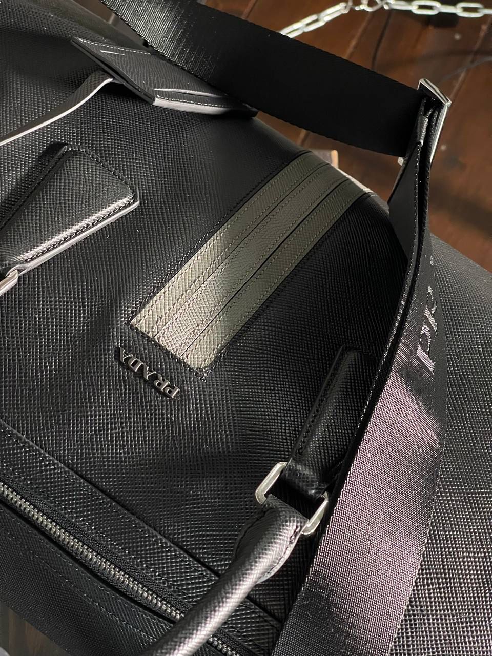 ДОРОЖНАЯ СУМКА PRADA детальное фото