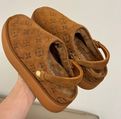 САНДАЛИИ LOUIS VUITTON фото