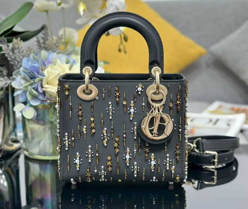 СУМКА CHRISTIAN DIOR LADY фото