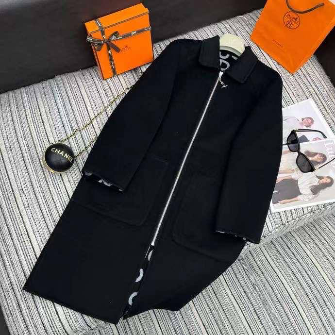 ПАЛЬТО HERMES детальное фото