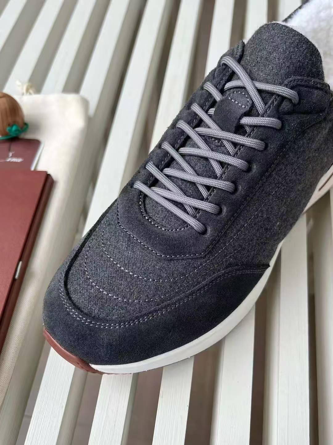 МУЖСКИЕ КРОССОВКИ LORO PIANA детальное фото