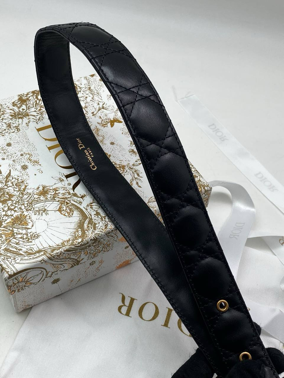 ЖЕНСКИЙ РЕМЕНЬ CHRISTIAN DIOR детальное фото