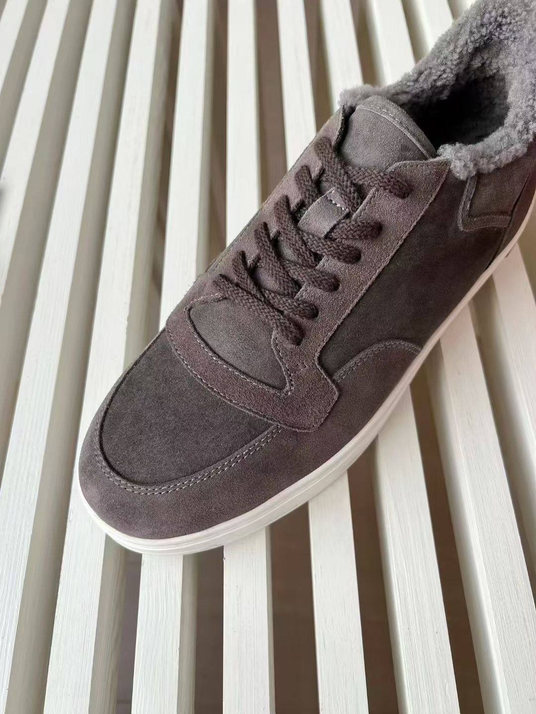 МУЖСКИЕ КЕДЫ LORO PIANA детальное фото