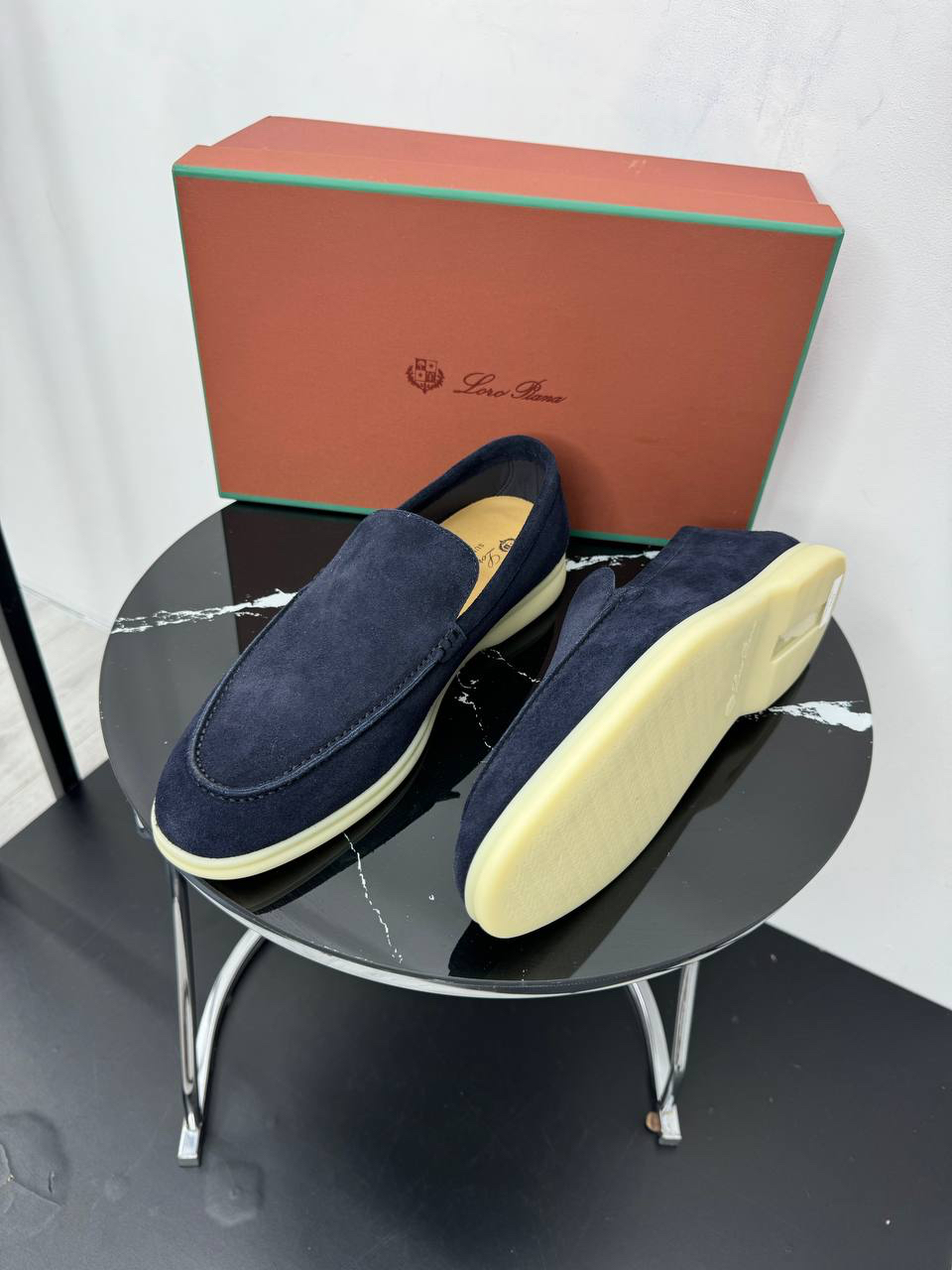 МУЖСКИЕ ЛОФЕРЫ LORO PIANA детальное фото