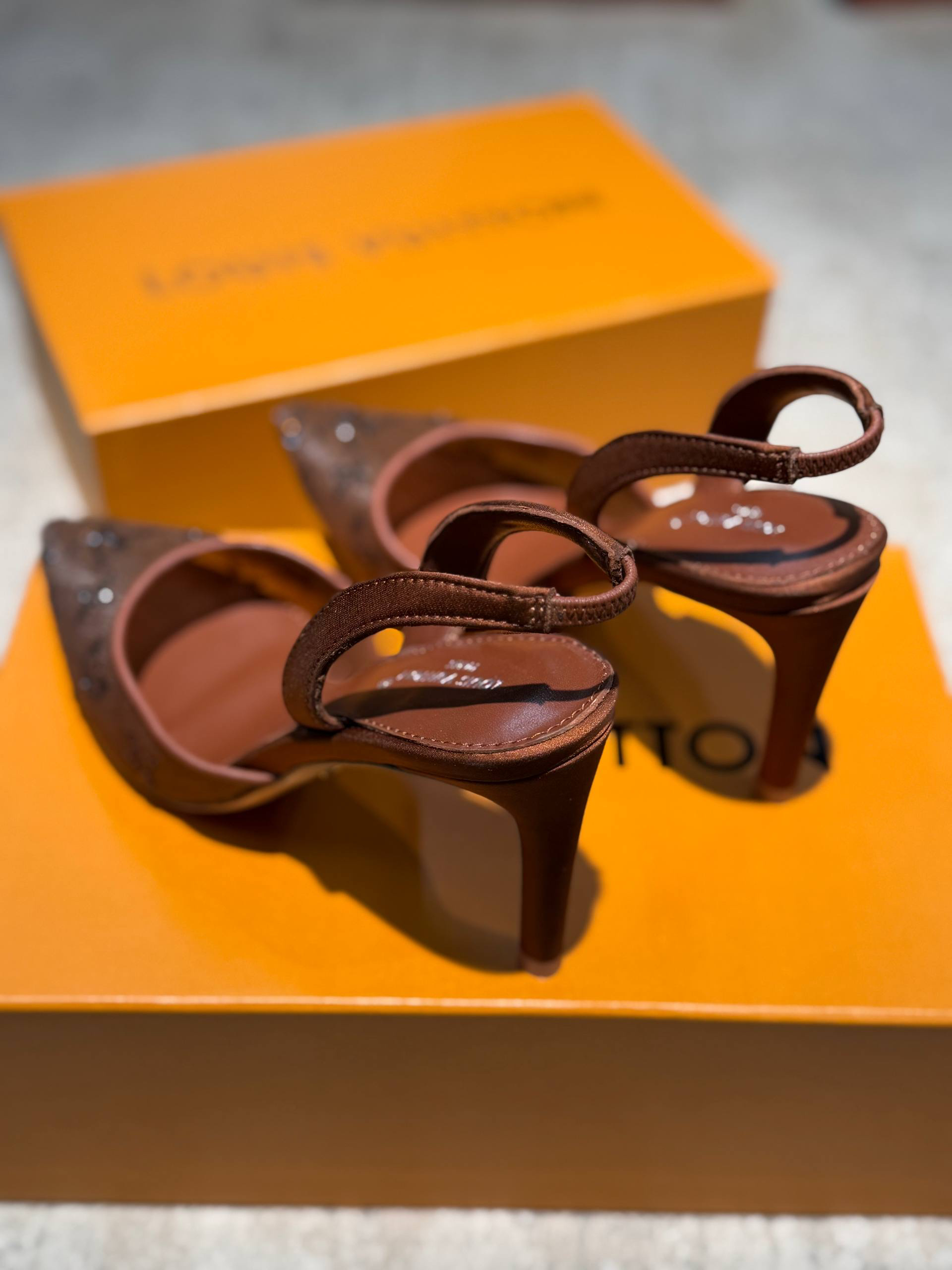 ТУФЛИ LOUIS VUITTON детальное фото