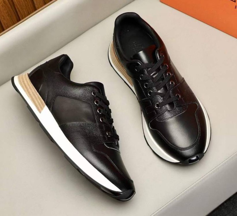 МУЖСКИЕ КРОССОВКИ HERMES фото