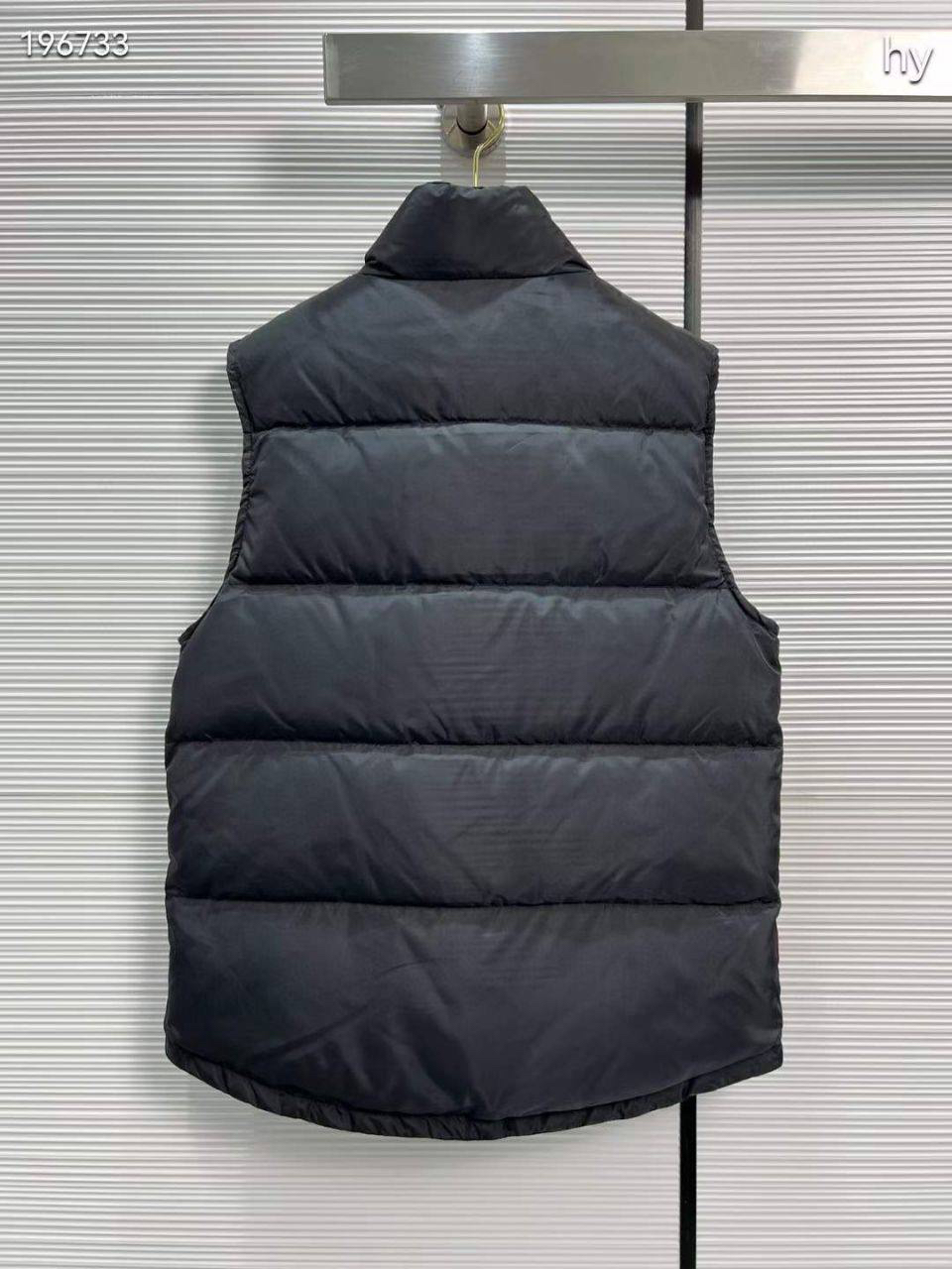 ЖИЛЕТ CELINE детальное фото