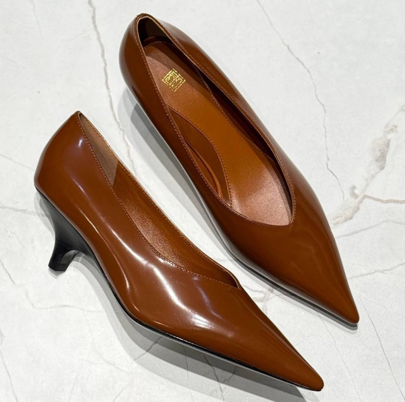 ТУФЛИ TOTEME фото