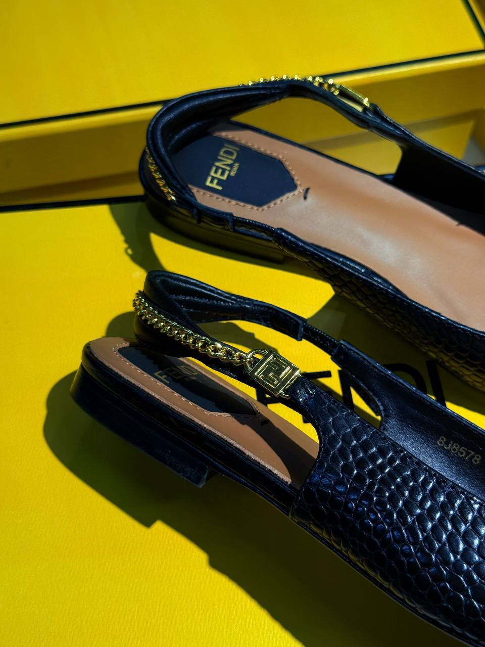 ТУФЛИ FENDI детальное фото