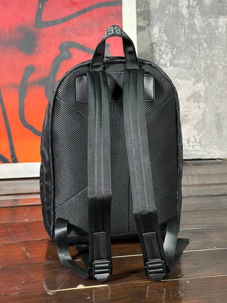 РЮКЗАК МУЖСКОЙ BURBERRY детальное фото