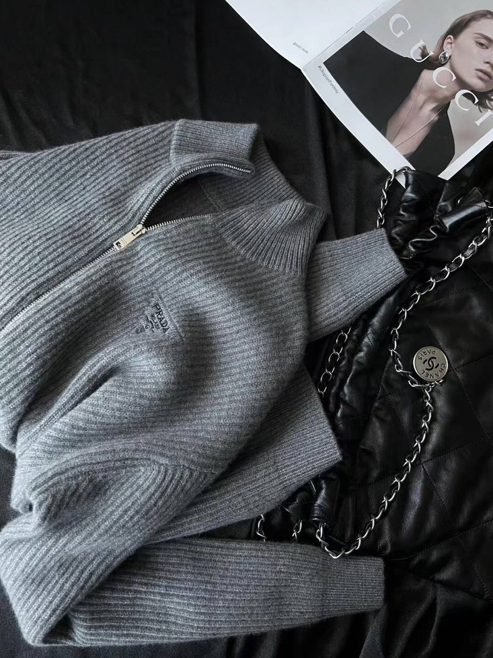 КОФТА PRADA детальное фото