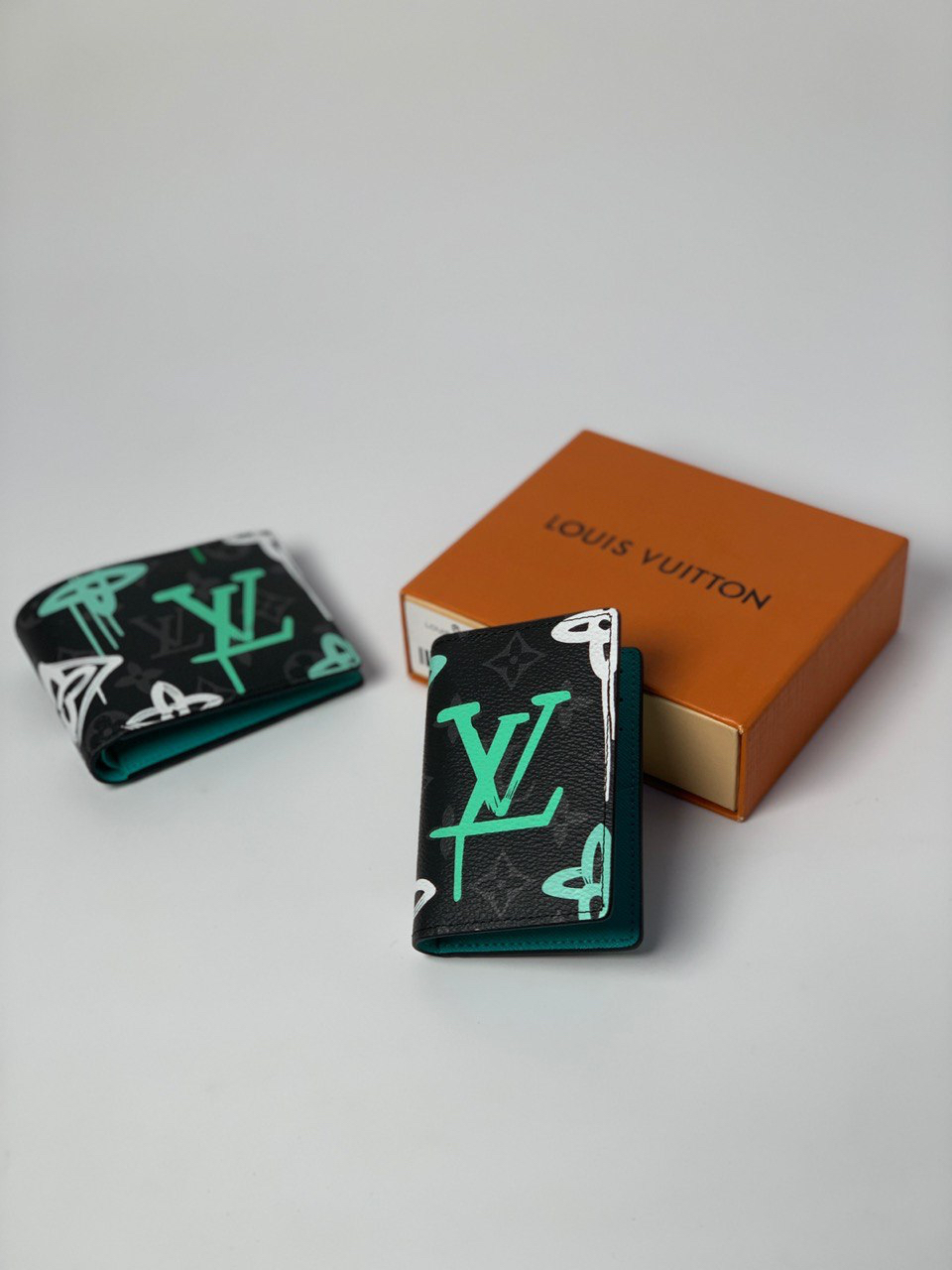 МУЖСКОЙ КАРТХОЛДЕР LOUIS VUITTON детальное фото