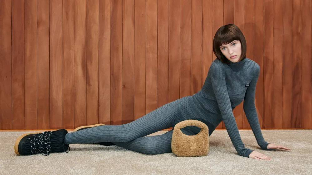 САПОГИ ЛУНОХОДЫ MIU MIU детальное фото