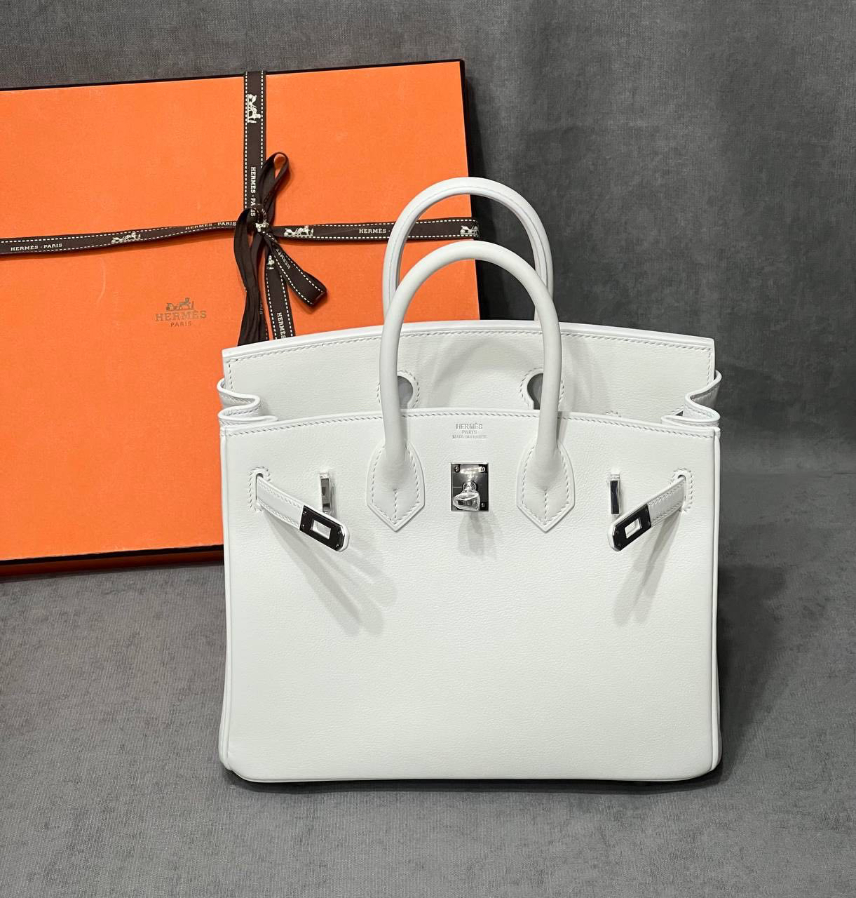 СУМКА HERMES BIRKIN 25 детальное фото