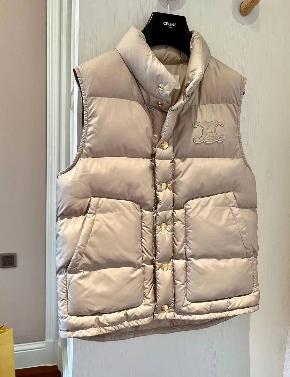 ЖИЛЕТ CELINE детальное фото