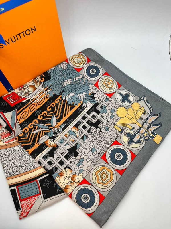 ПЛАТОК LOUIS VUITTON фото