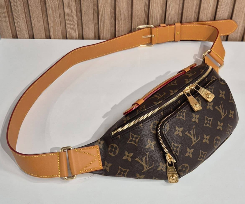 СУМКА LOUIS VUITTON фото