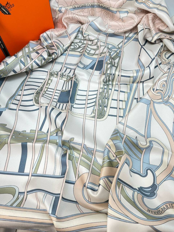 ПЛАТОК HERMES фото