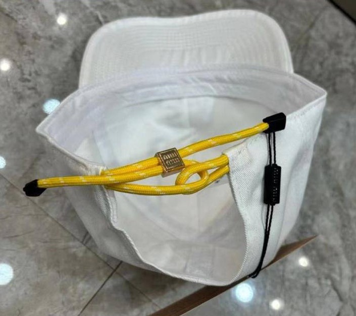 КЕПКА MIU MIU детальное фото