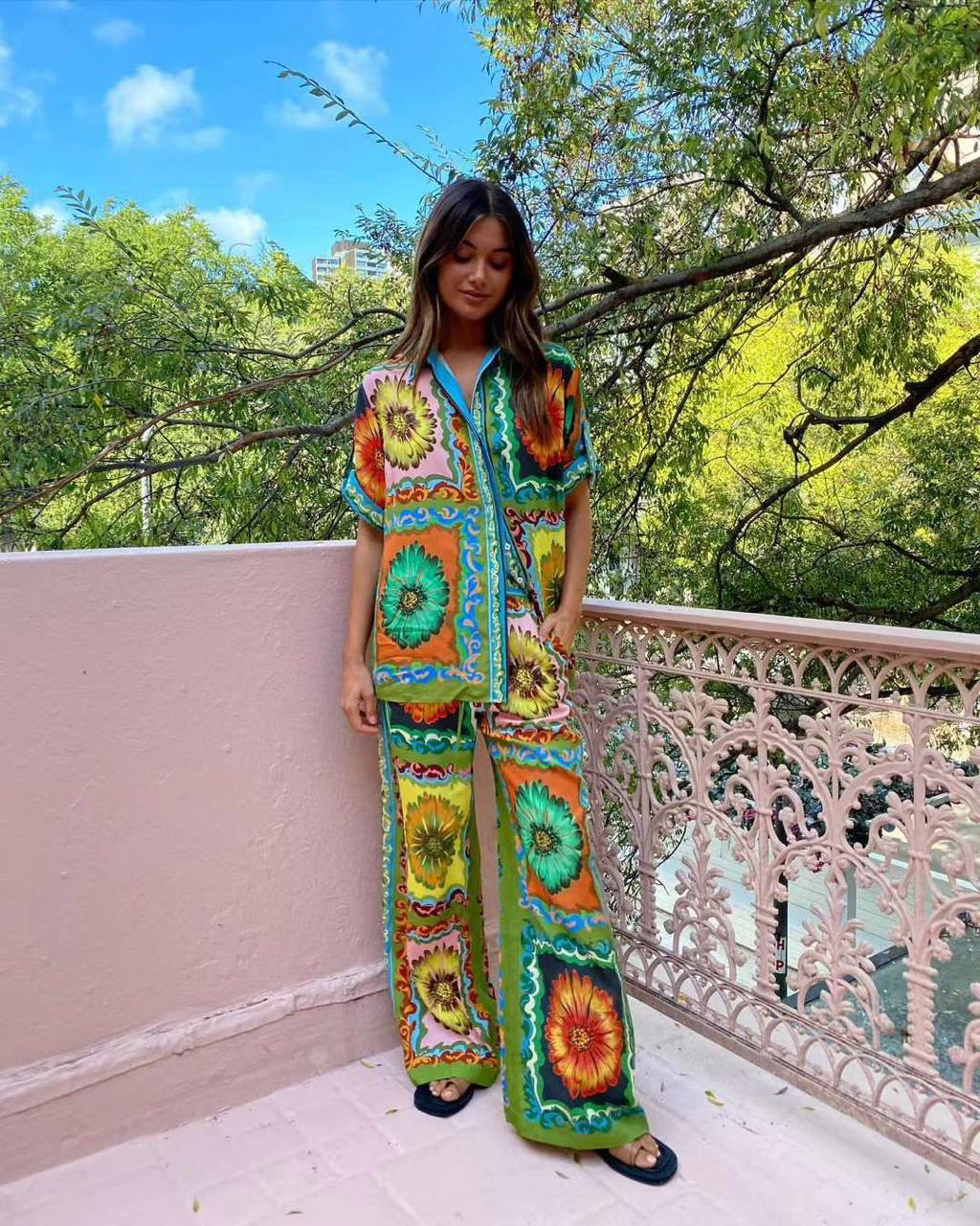 КОСТЮМ ALEMAIS детальное фото