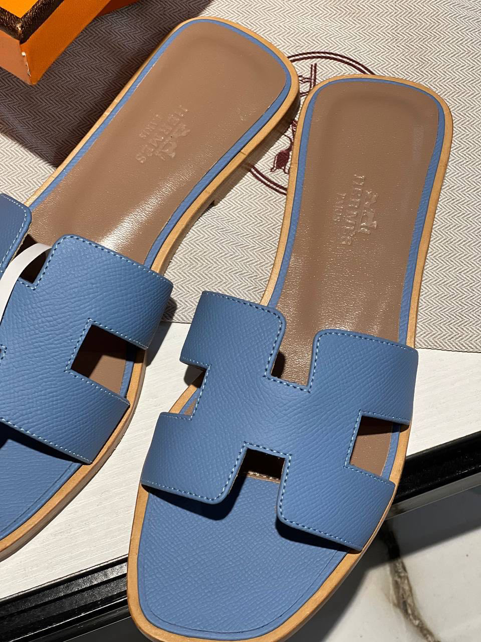 ШЛЕПКИ HERMES детальное фото