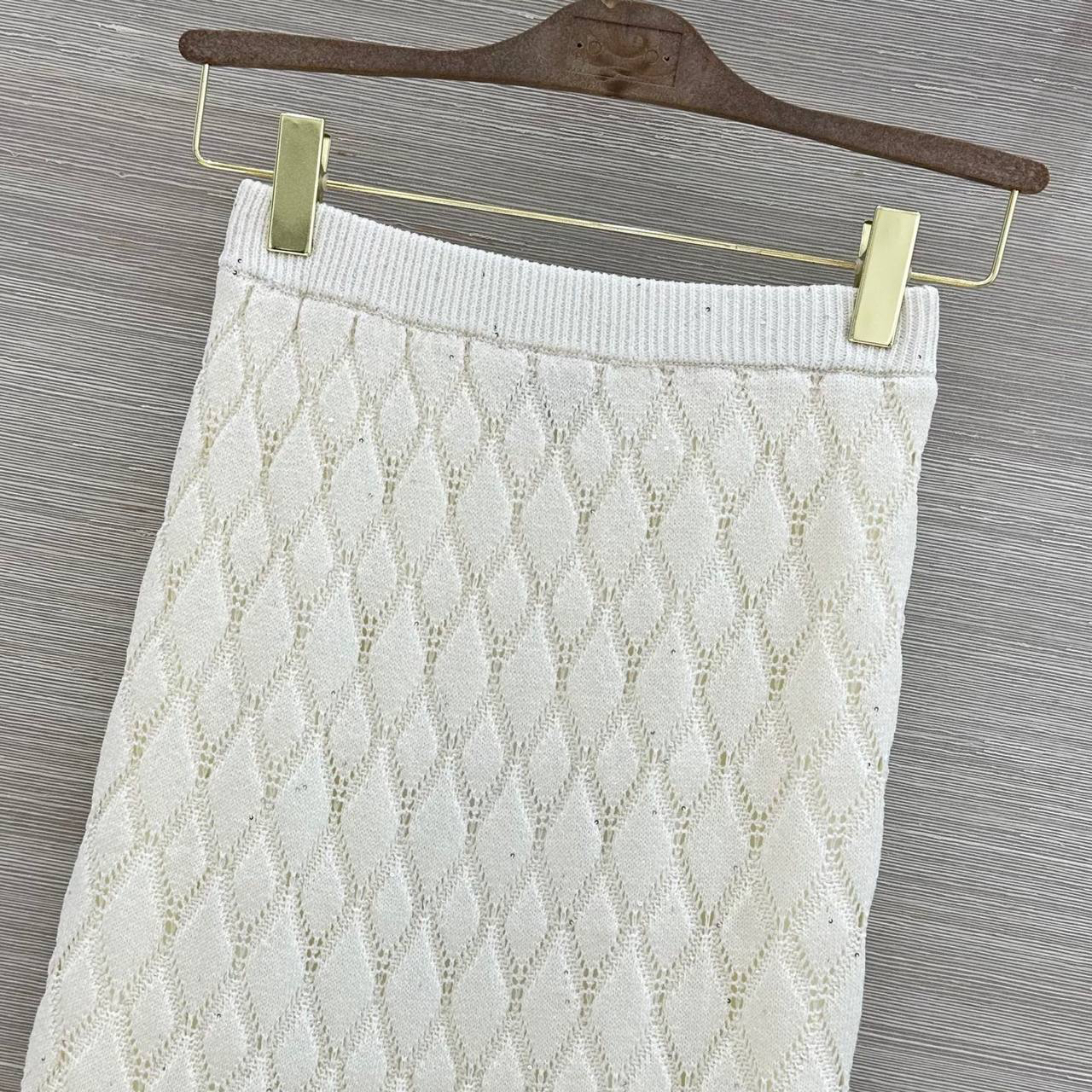 КОСТЮМ CHANEL детальное фото