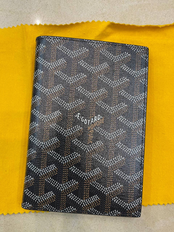 ОБЛОЖКА НА ПАСПОРТ GOYARD фото