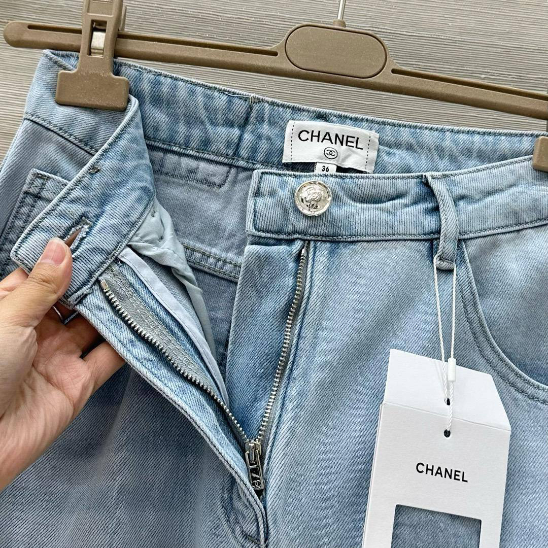ДЖИНСЫ CHANEL детальное фото