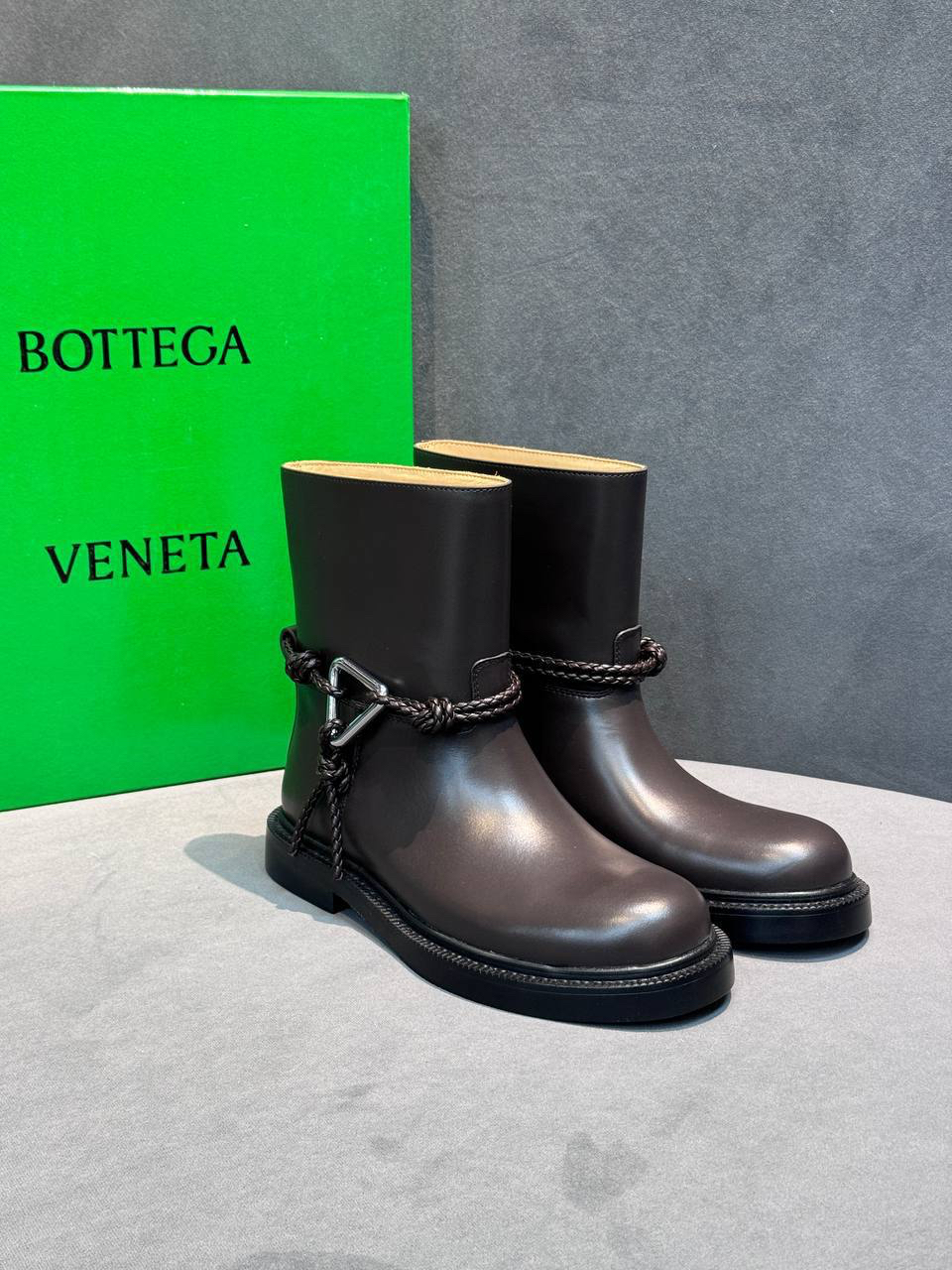 САПОГИ BOTTEGA VENETA детальное фото