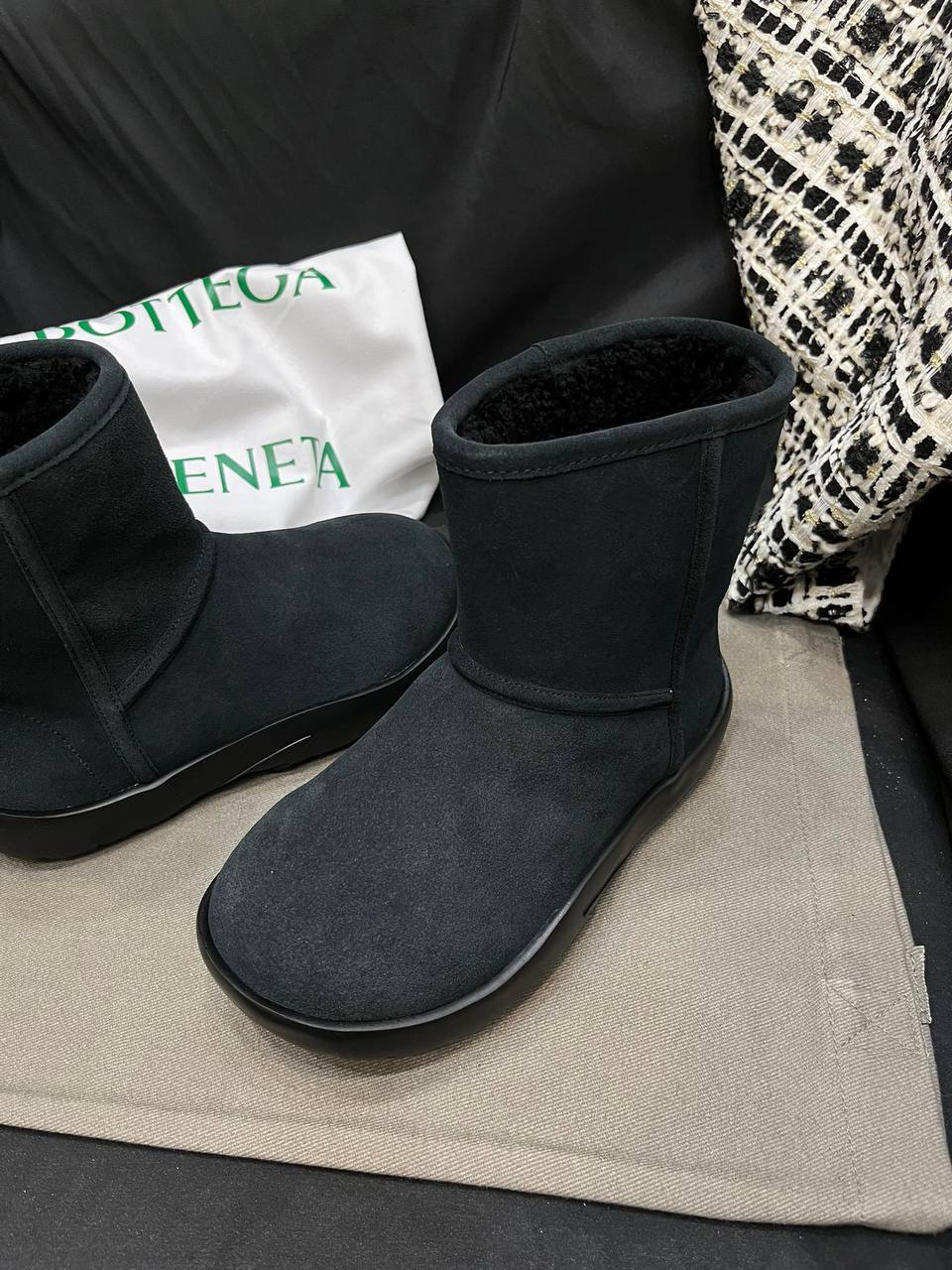 УГГИ BOTTEGA VENETA детальное фото