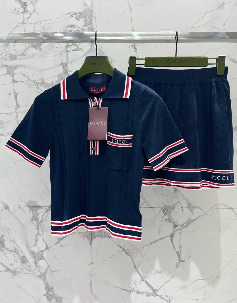 КОСТЮМ GUCCI детальное фото