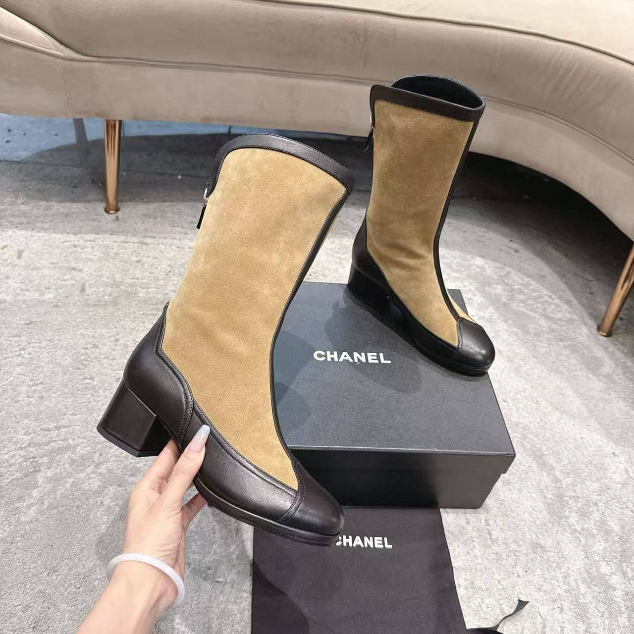 САПОГИ CHANEL детальное фото