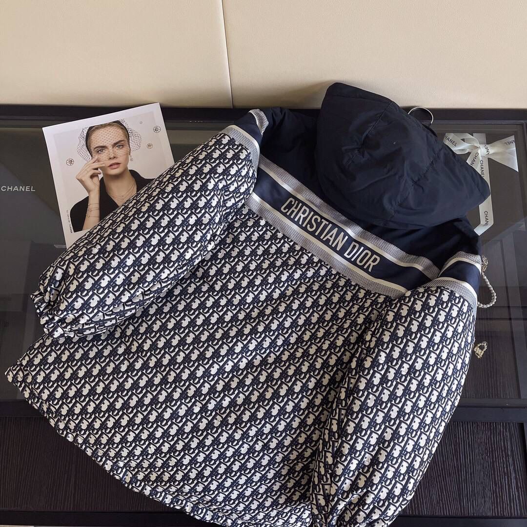 ПУХОВИК ДВУХСТОРОННИЙ CHRISTIAN DIOR детальное фото