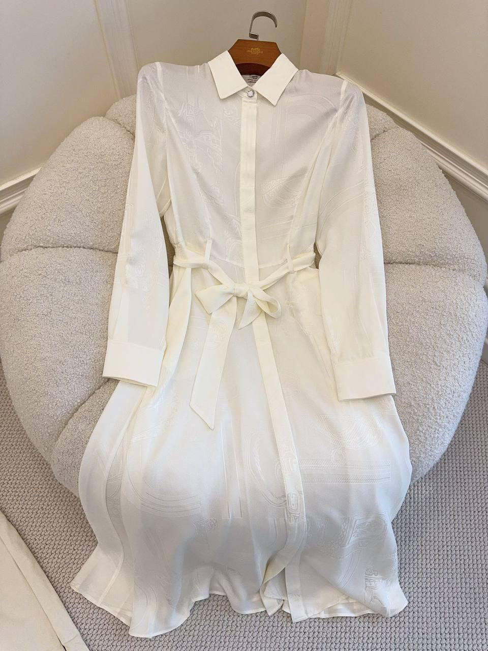 ПЛАТЬЕ HERMES детальное фото