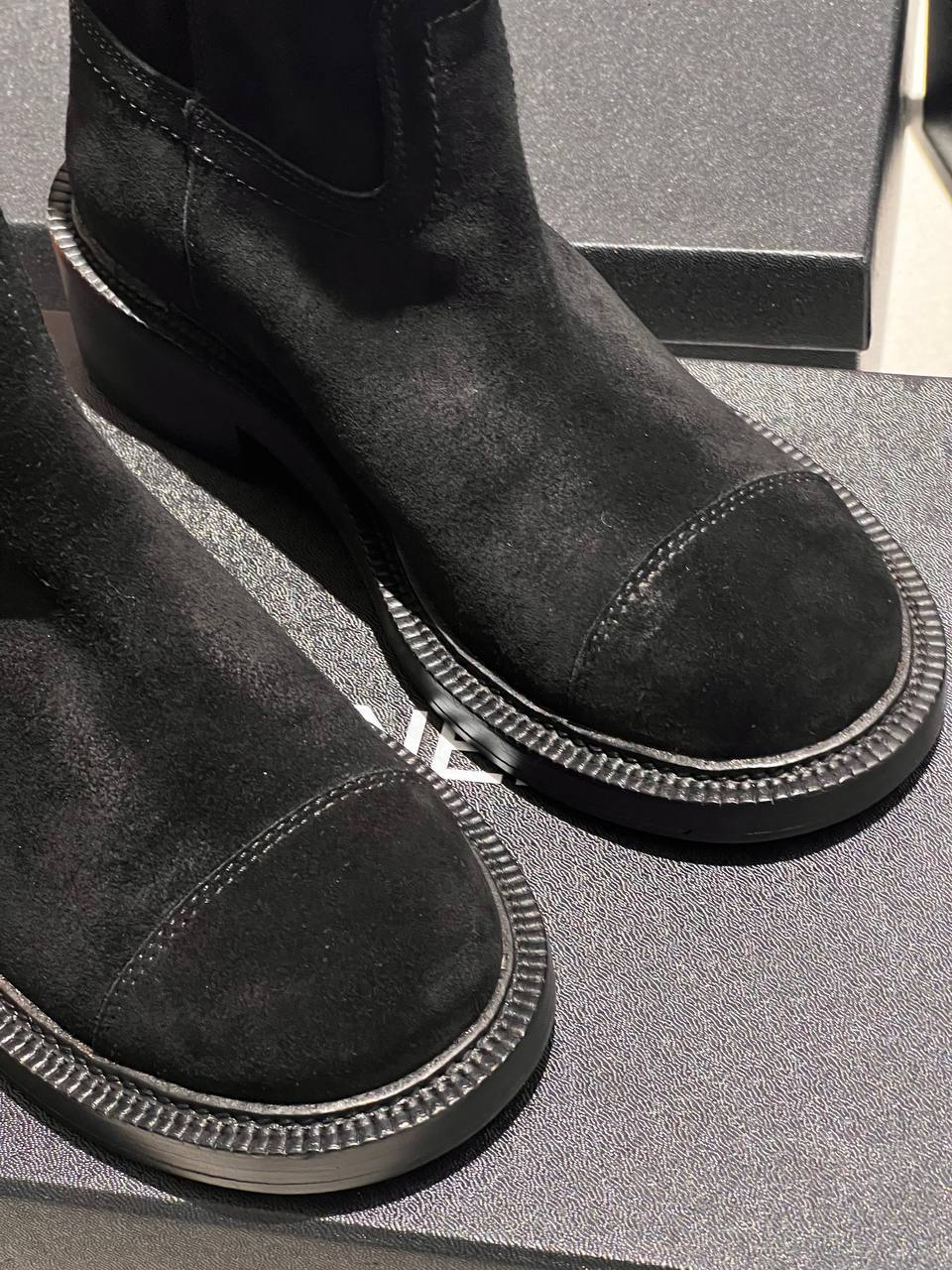 САПОГИ CHANEL детальное фото