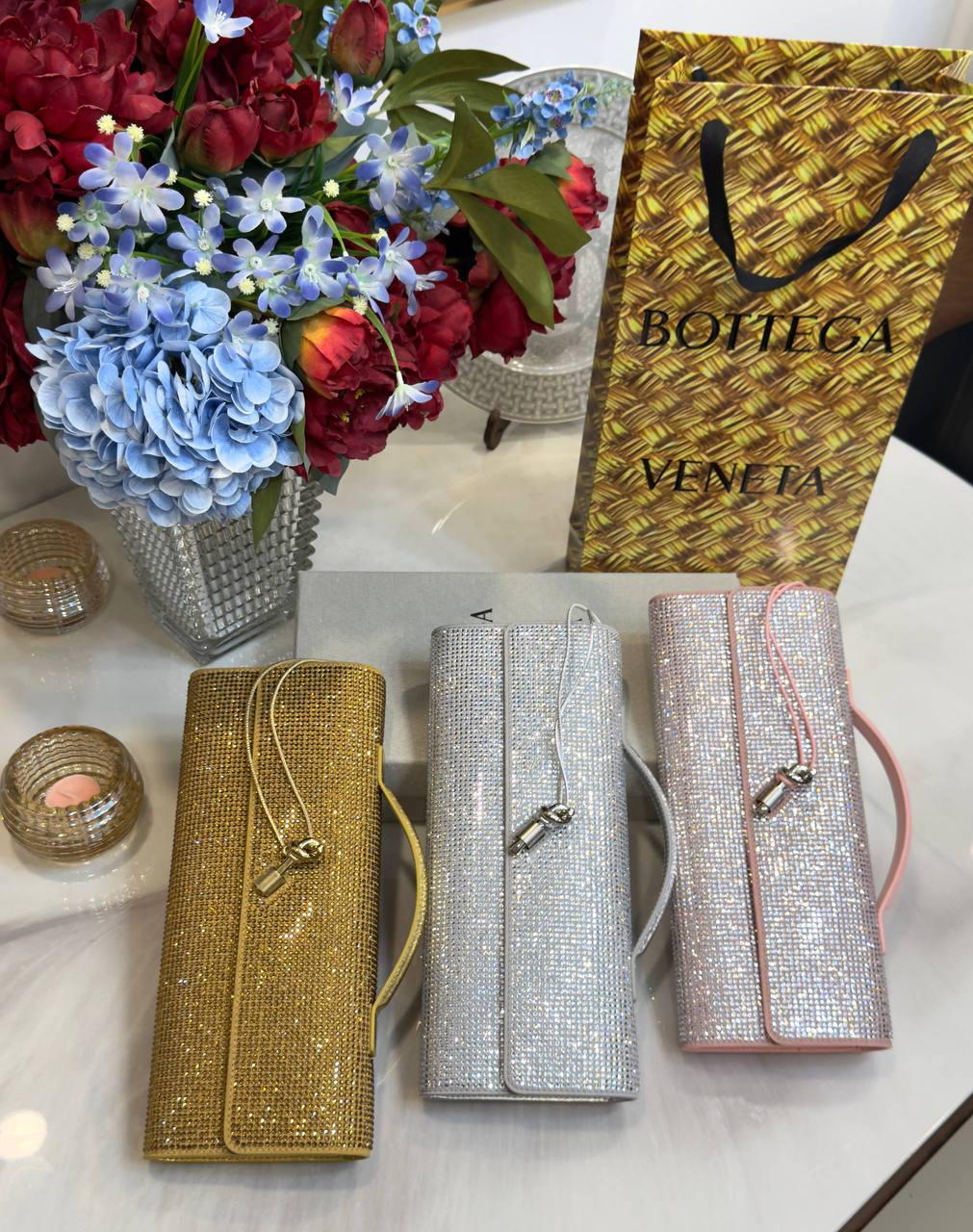 КЛАТЧ BOTTEGA VENETA детальное фото