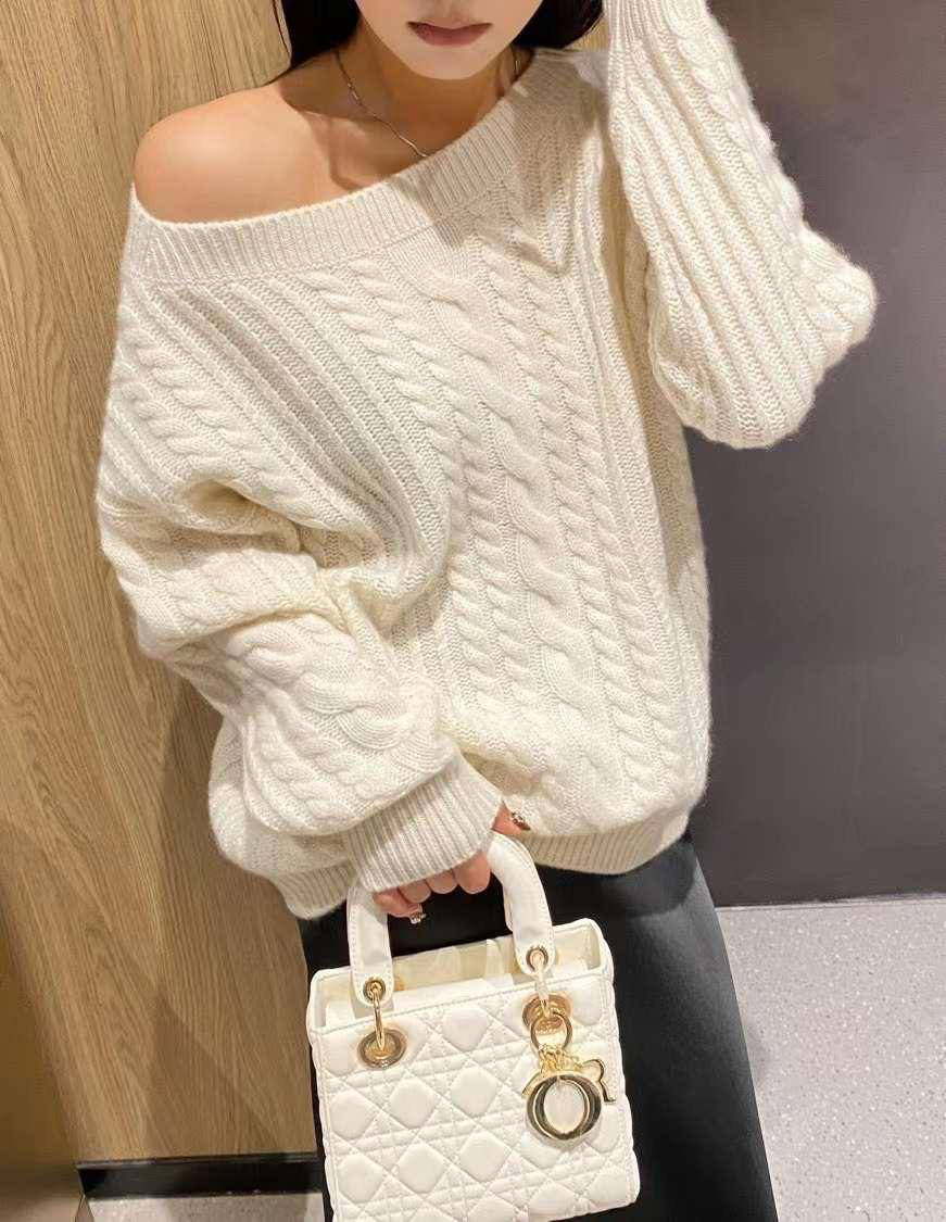 СВИТЕР CHRISTIAN DIOR детальное фото