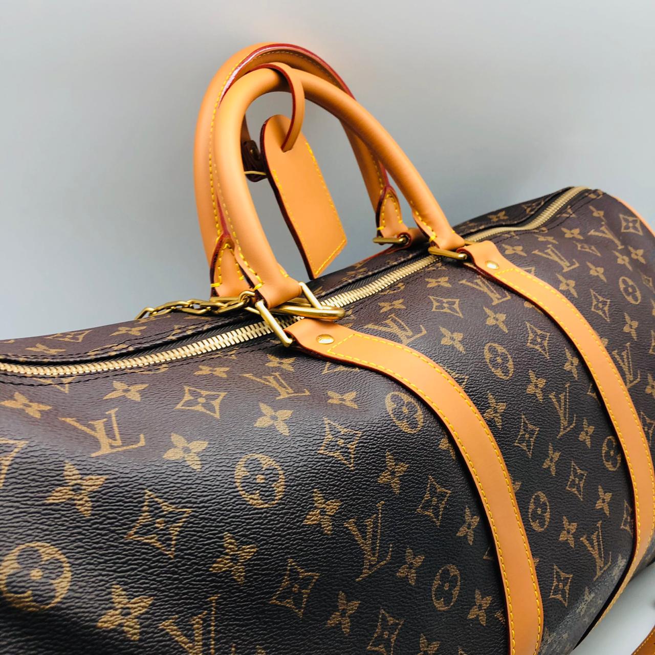 ДОРОЖНАЯ СУМКА LOUIS VUITTON детальное фото
