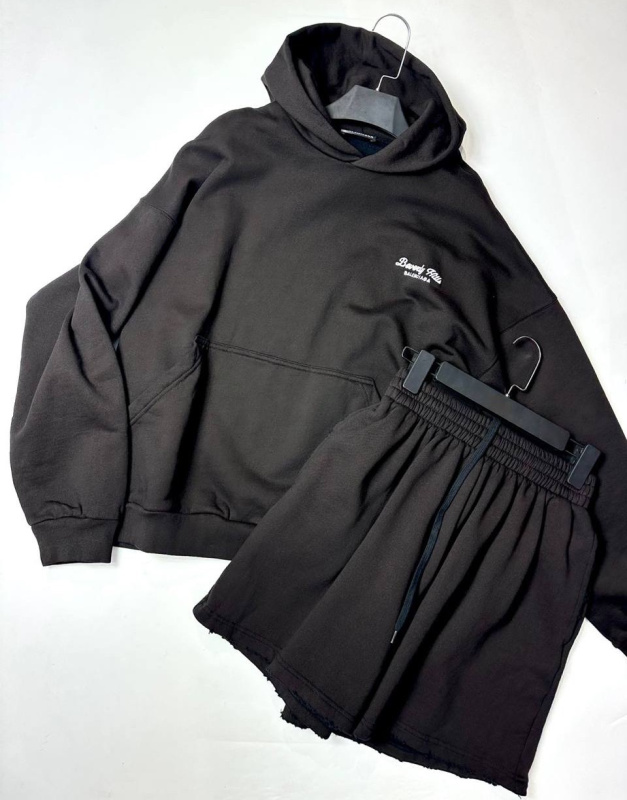 КОСТЮМ BALENCIAGA фото