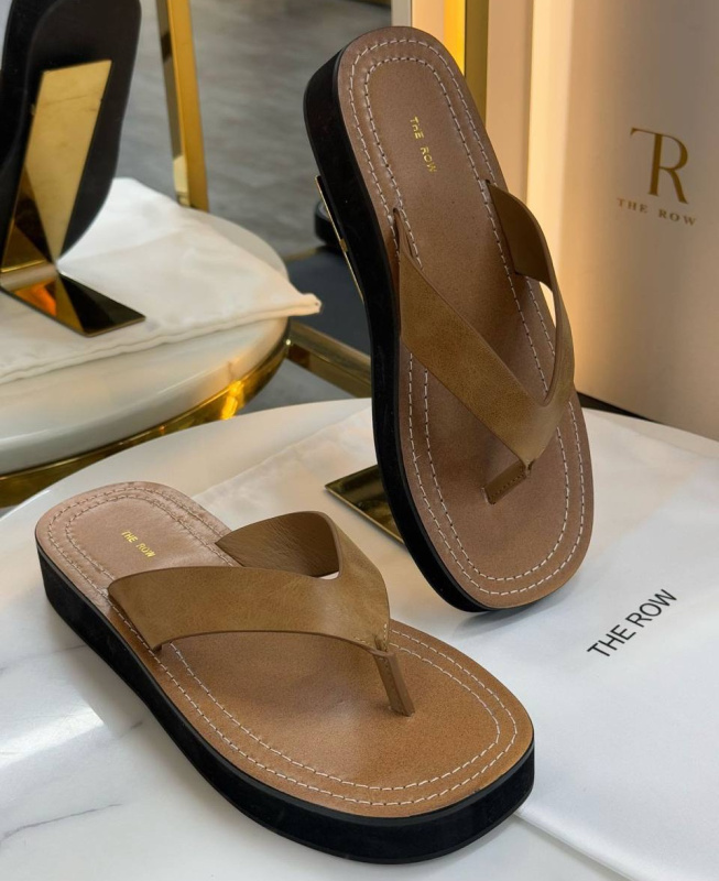 ШЛЕПКИ THE ROW фото