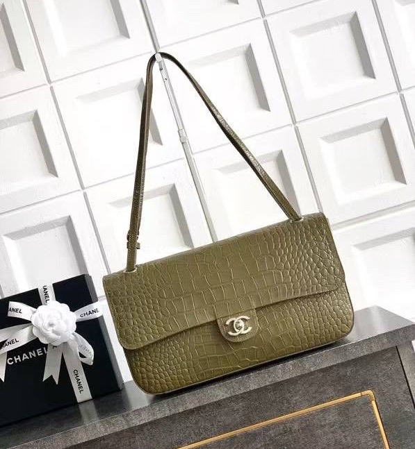 СУМКА CHANEL MAXI FLAP фото