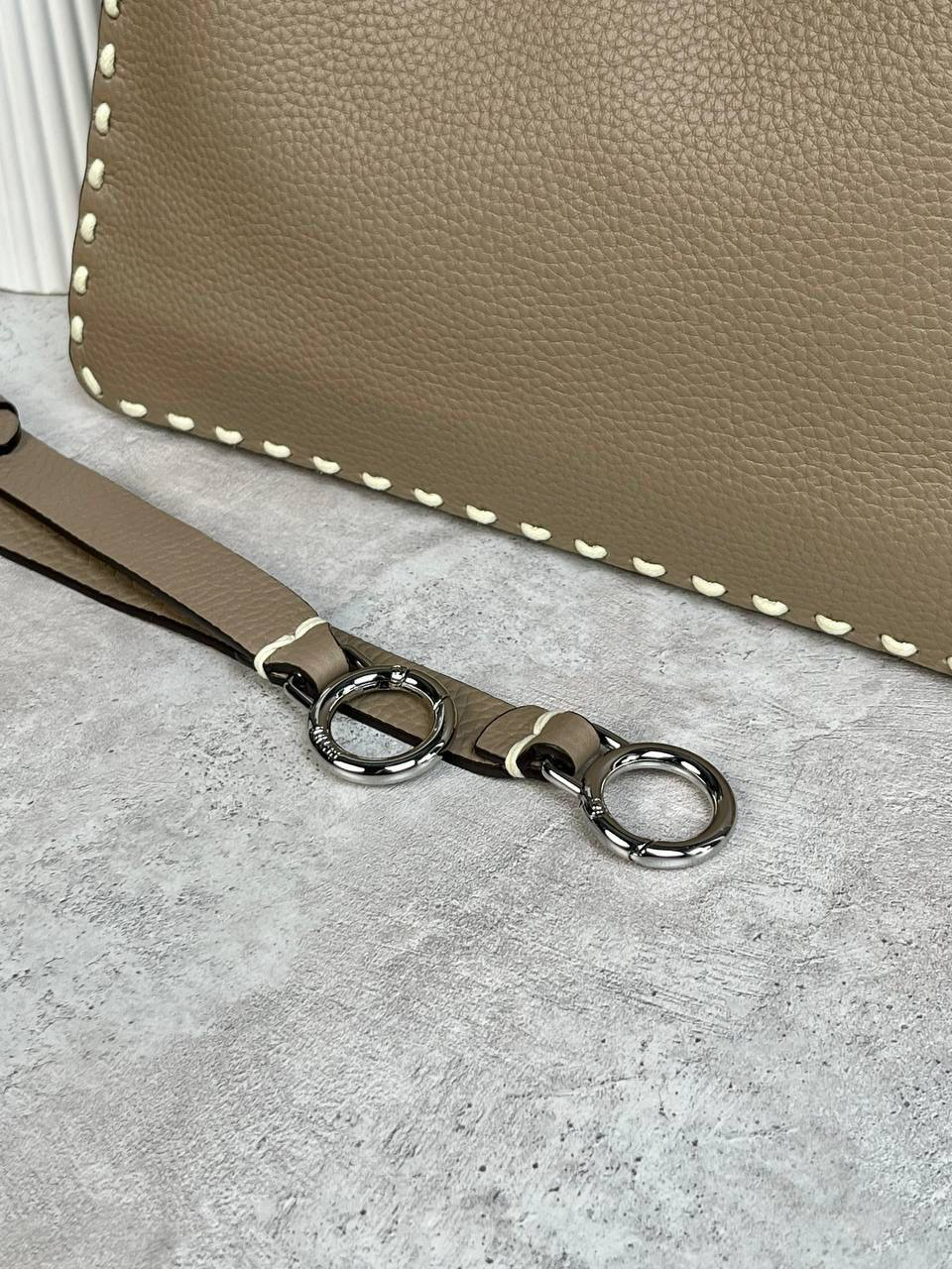 СУМКА FENDI PEEKABOO детальное фото