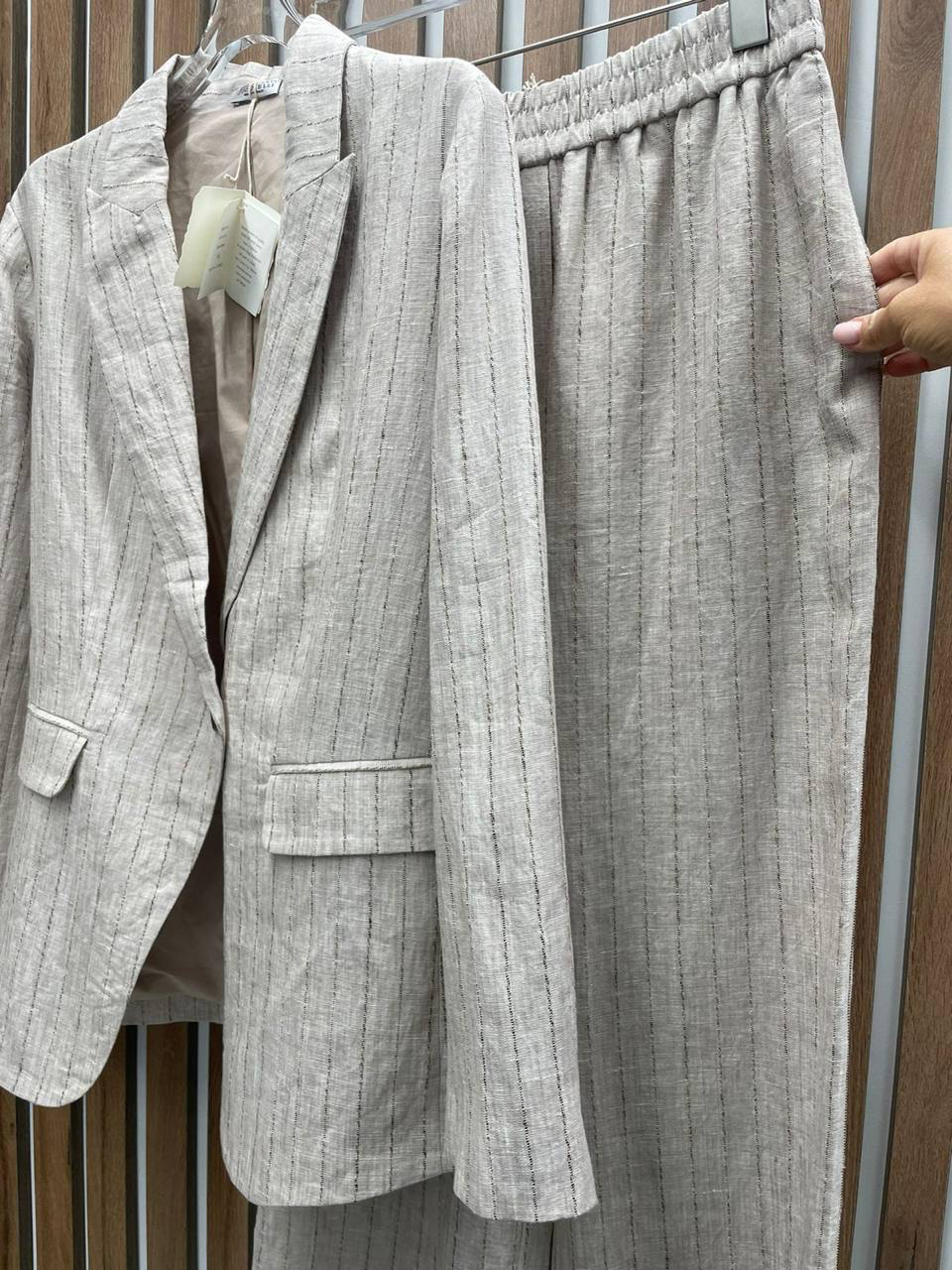 КОСТЮМ BRUNELLO CUCINELLI детальное фото