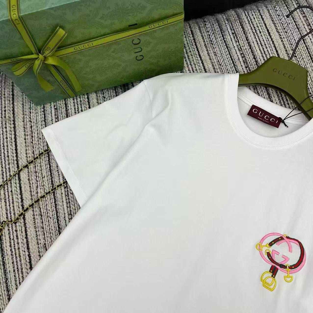 ФУТБОЛКА GUCCI детальное фото