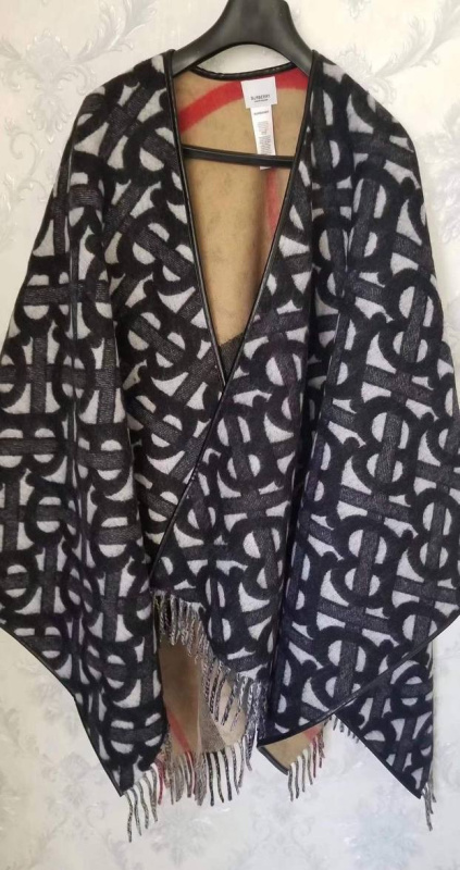 ПОНЧО BURBERRY фото