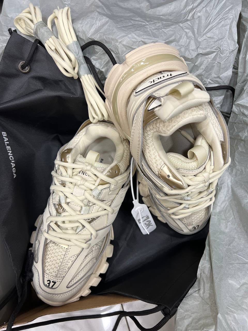 КРОССОВКИ BALENCIAGA детальное фото