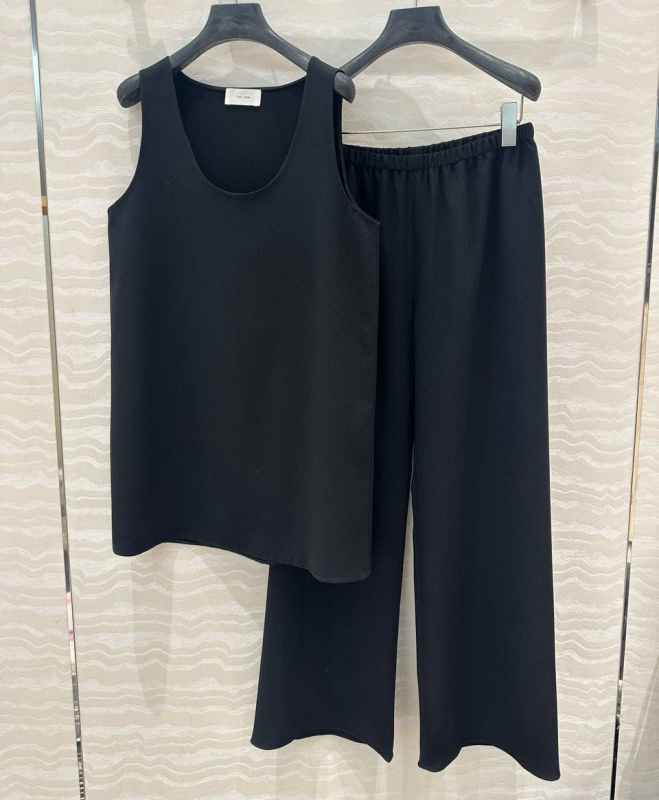 КОСТЮМ THE ROW фото