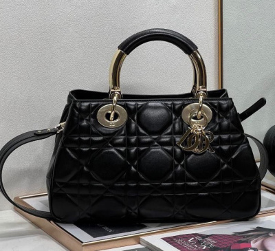 СУМКА CHRISTIAN DIOR LADY фото