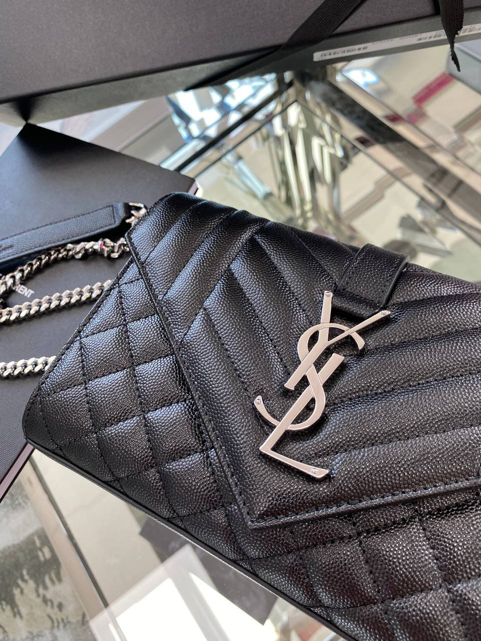 СУМКА SAINT LAURENT детальное фото